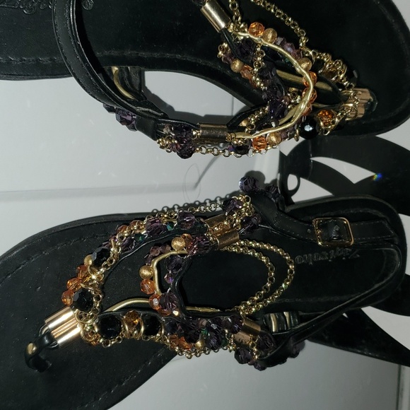 Sandals - Picture 3 of 7